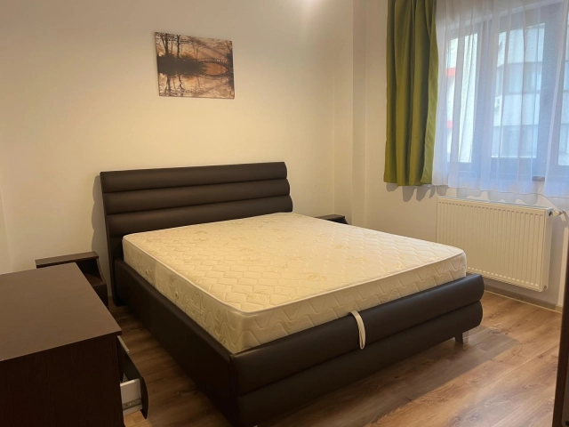 Apartament 3 camere - Tudor Vladimirescu