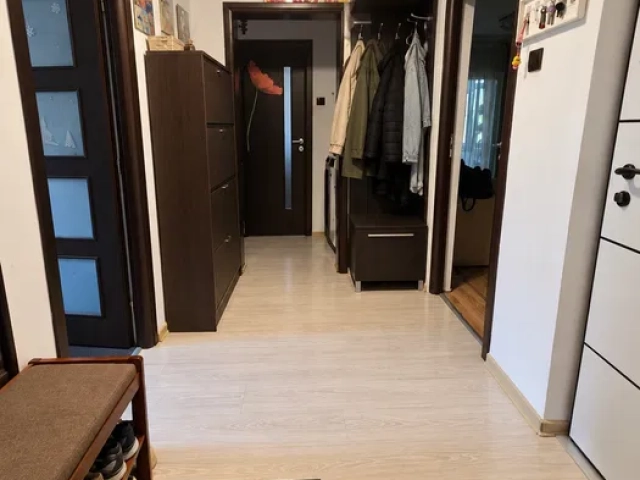 Apartament 3 camere - Podul de Fier