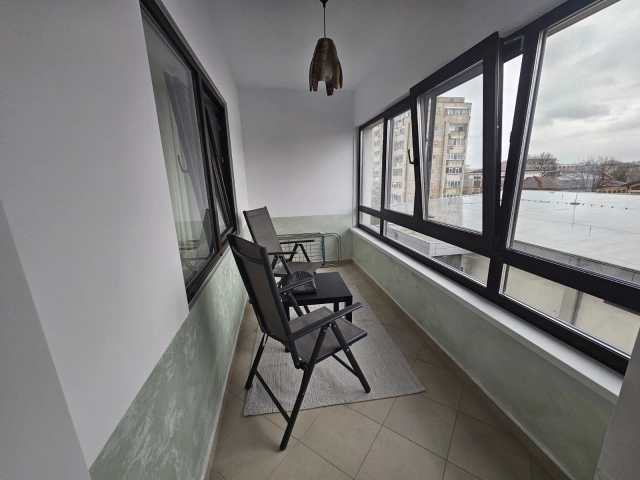 Apartament 3 camere - Tatarasi