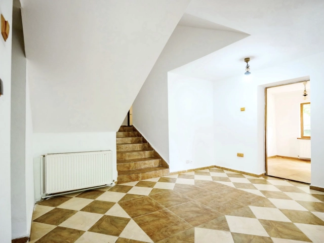 Apartament 3 camere - Podul de Fier