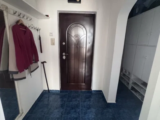 Apartament 3 camere - Tatarasi